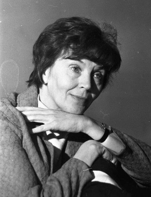 Клавдия Черменская во время репетиции в Свердловском театре оперы и балета. Свердловск. 1972 год. Автор фото — корреспондент газеты «Вечерний Свердловск» Надежда Медведева.  Из фондов Свердловского краеведческого музея.