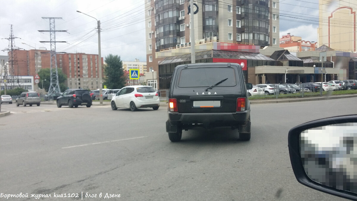 Совсем скоро дилеры начнут продавать упрощённую LADA Niva Legend. Автор фотографии kua1102