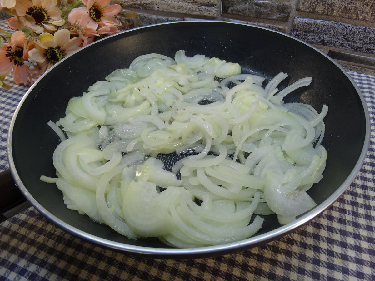 Скумбрия с лимоном и помидорами в духовке | Готовим вкусно дома/ Кулинария/  Рецепты | Дзен