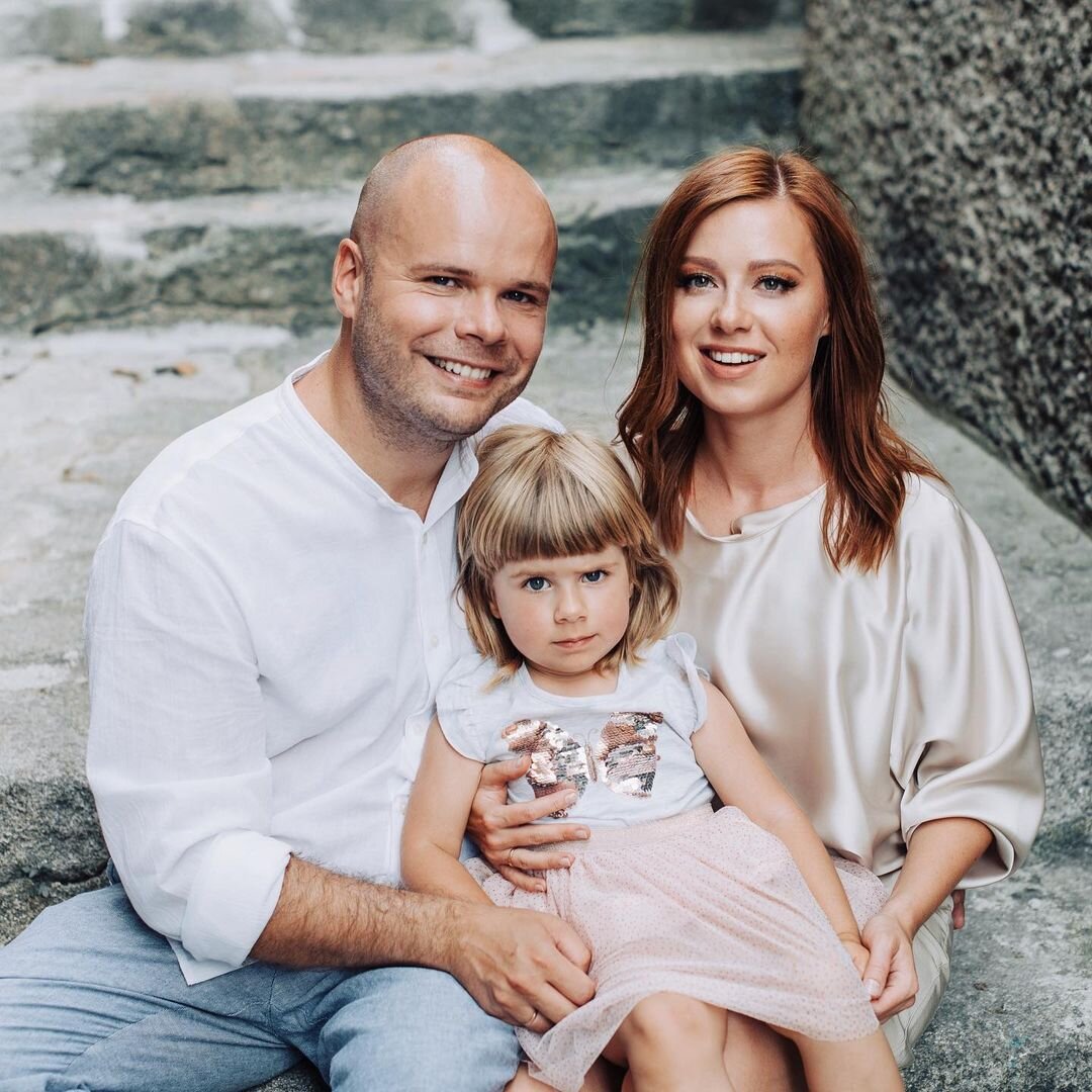 Юлия Савичева с семьей 