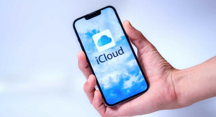    Веб-версия iCloud позволяет быстро получить доступ к своим данным с любого устройства.