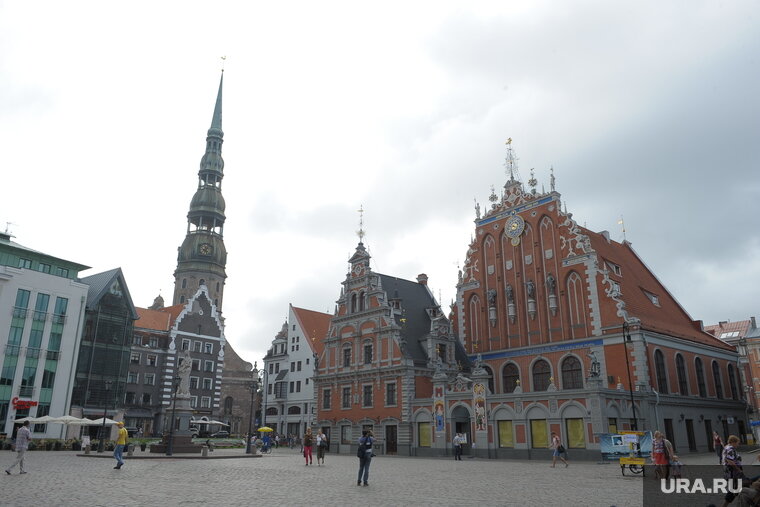    За прошлые сутки границу Латвии пытались незаконно пересечь 96 раз