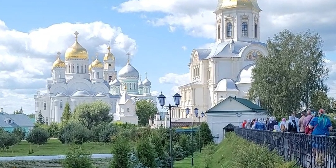 Место, где была Богородица: поездка в Серафимо-Дивеевский монастырь