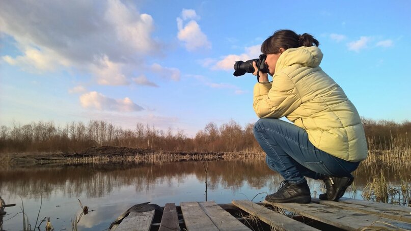 Пока я фотографирую мир, муж фотографирует меня. Часто на телефон.