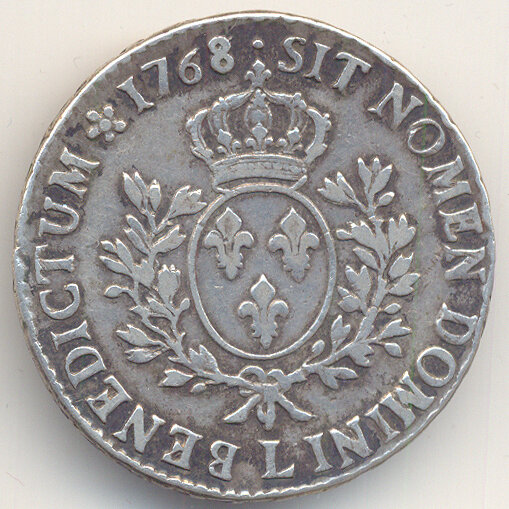 Реверс монеты в 1 экю, Франция, 1768 г. Присутствует типичный для барокко овал 