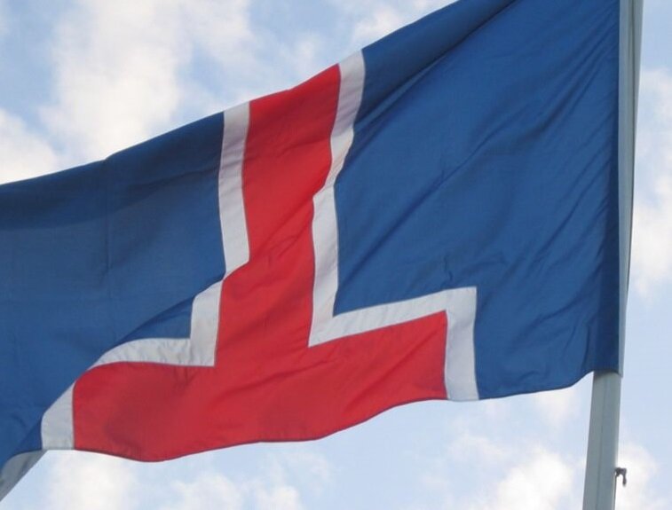 Государственный язык исландии. Вексиллология фото. Языковой пуризм. Исландский язык флаг. Исландия язык.