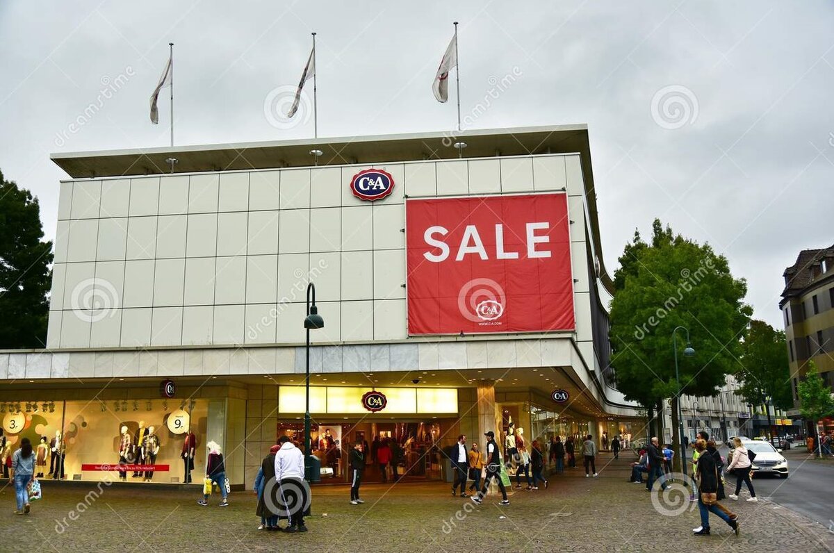 Магазин C&A в одном из немецких городков