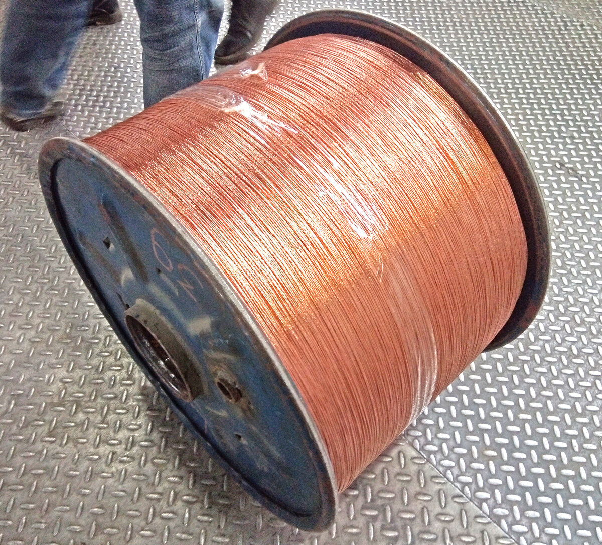 Как делают кабель и провод: экскурсия по кабельному заводу