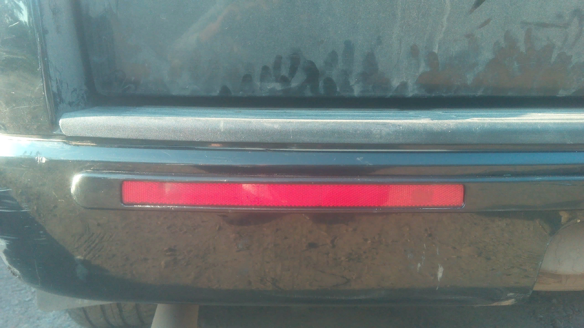 фото левого светоотражателя