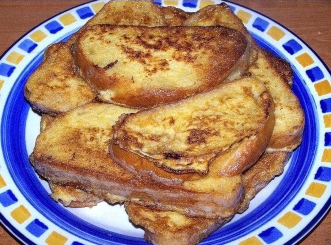 Гренки. Как сделать гренки в микроволновке. Хлеб в микроволновке жарить. Гренки в микроволновке. Французские гренки.