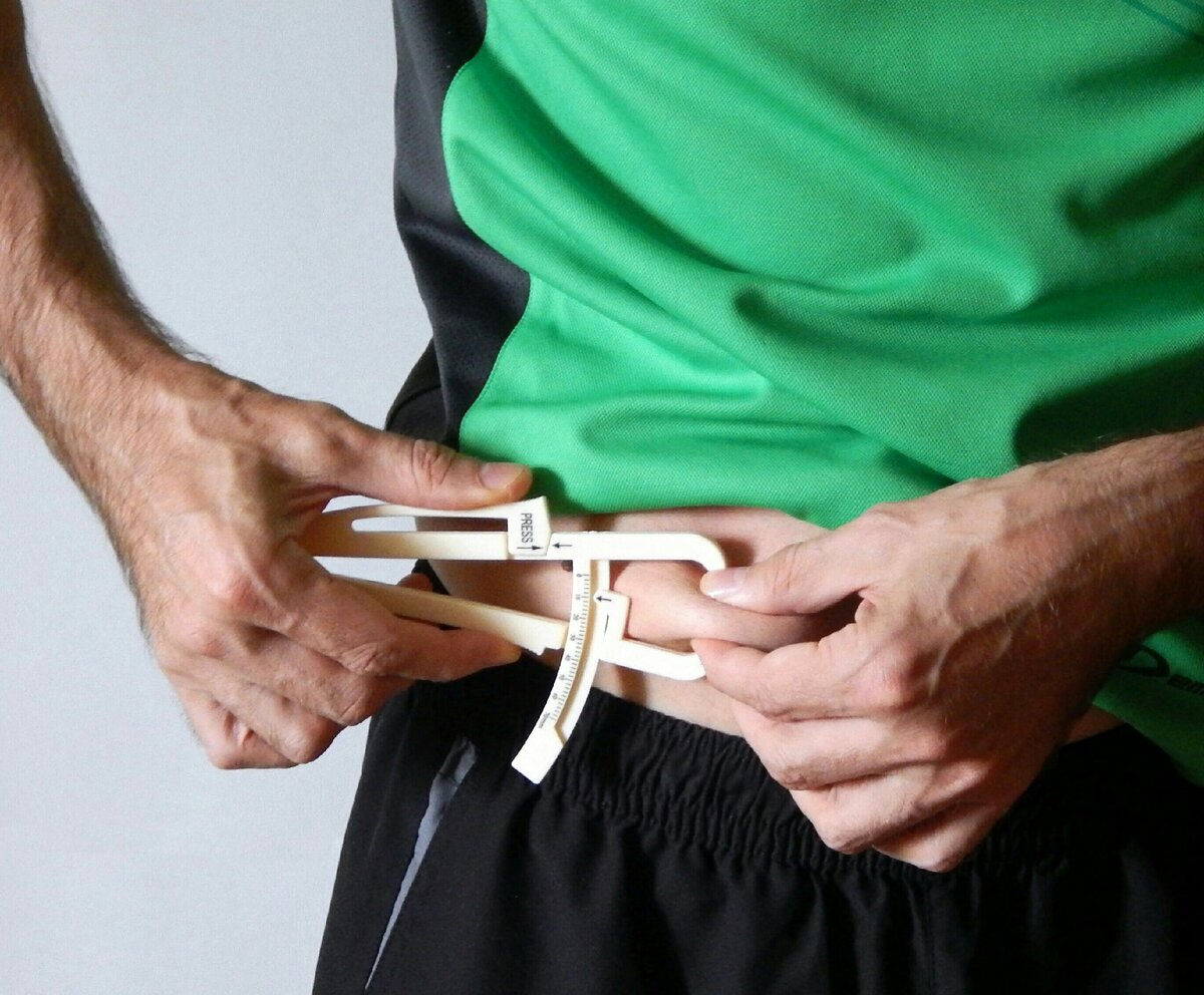 Фитнес после 45. Почему мужчинам важно держать свой вес под контролем.