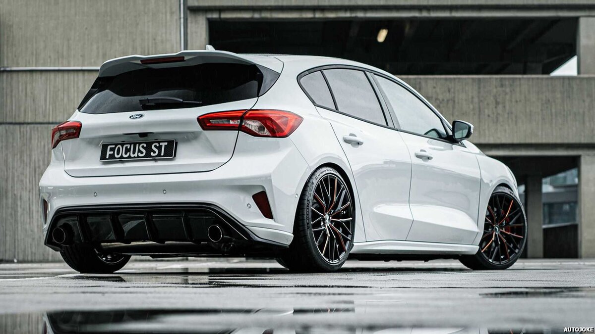 Ford Focus ST с тюнингом от JMS: шикарные диски с цветными вставками и не  только.JMS встречает колеса Barracuda Racing | AUTOJOKE | Дзен