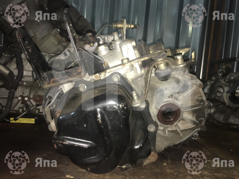 Контрактная МКПП Тойота 