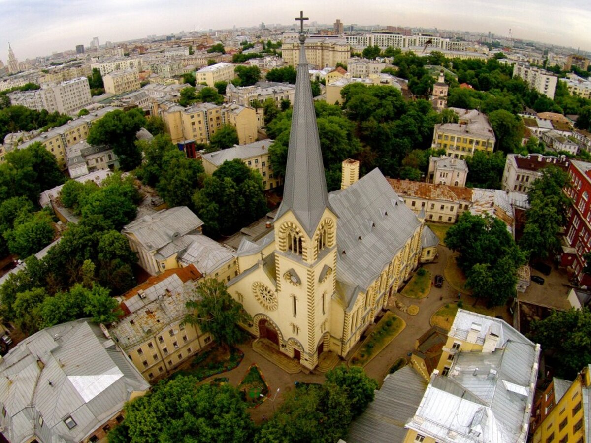 евангелическо-лютеранский Кафедральный собор святых апостолов Петра и Павла, фото из интернета