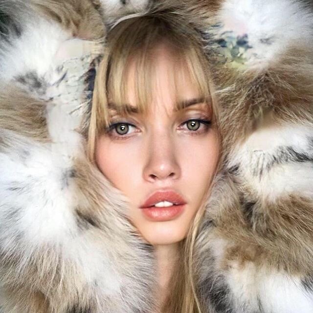 модель Алёна Симонова 