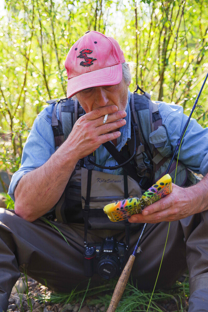 Выбор мушки .Порой трудно,но интересно.