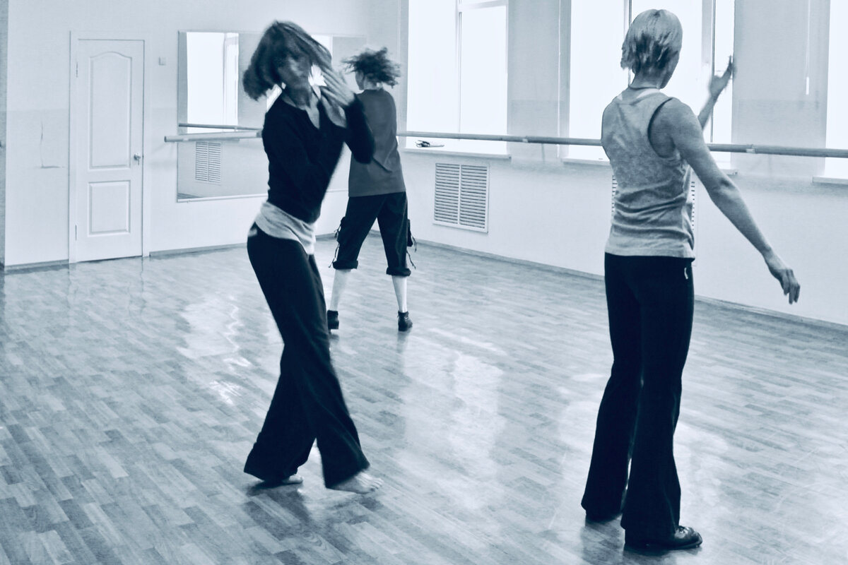 Заняния по Импровизации (фото из личного архива «Navigation of Bodies»)