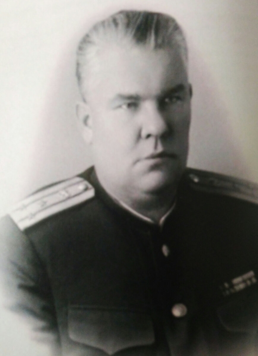 Логвинов Аркадий Павлович, начальник Высшей школы милиции МВД СССР, с марта 1953 по ноябрь 1957, из книги Руководители ведущего учебного заведения Министерства внутренних дел....