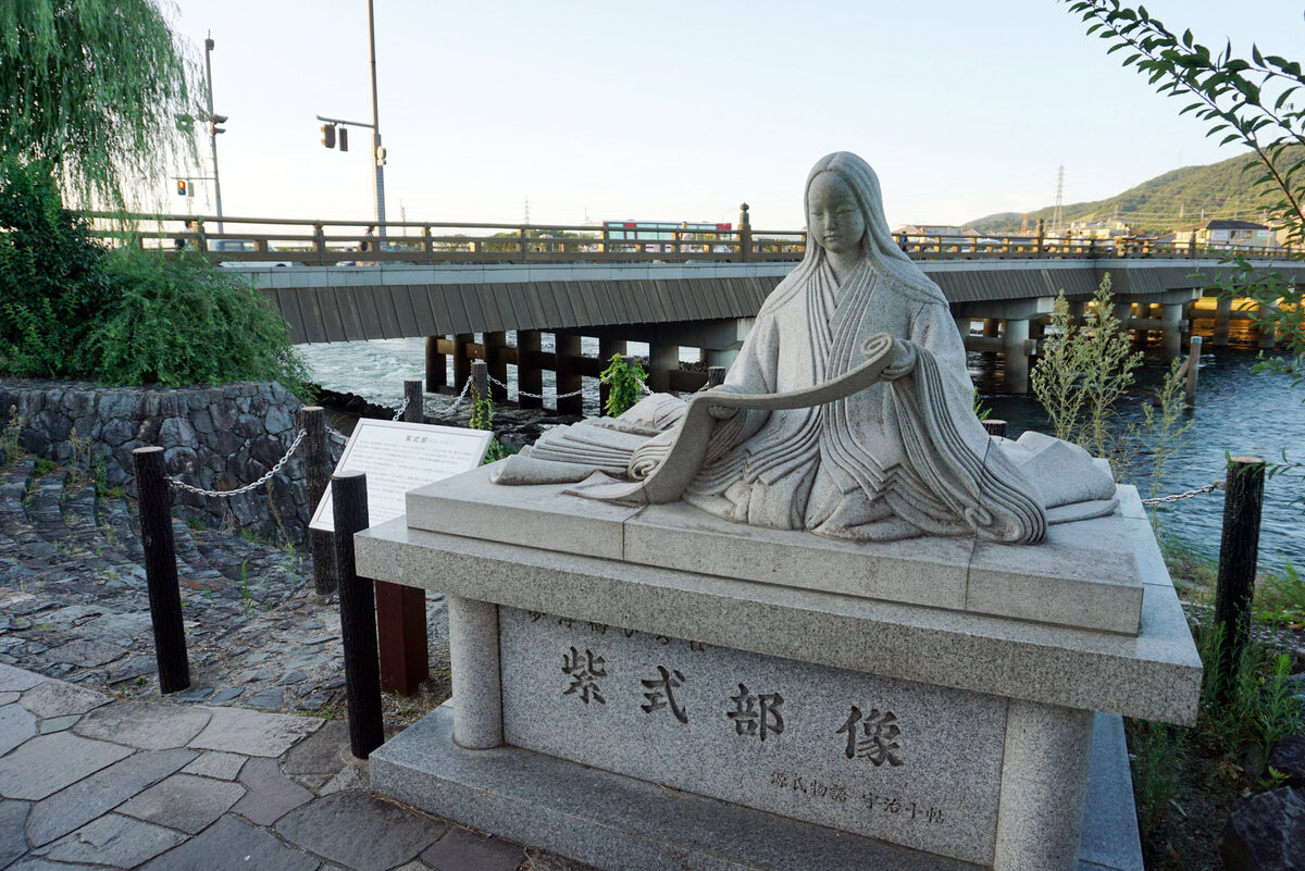 Памятники японии