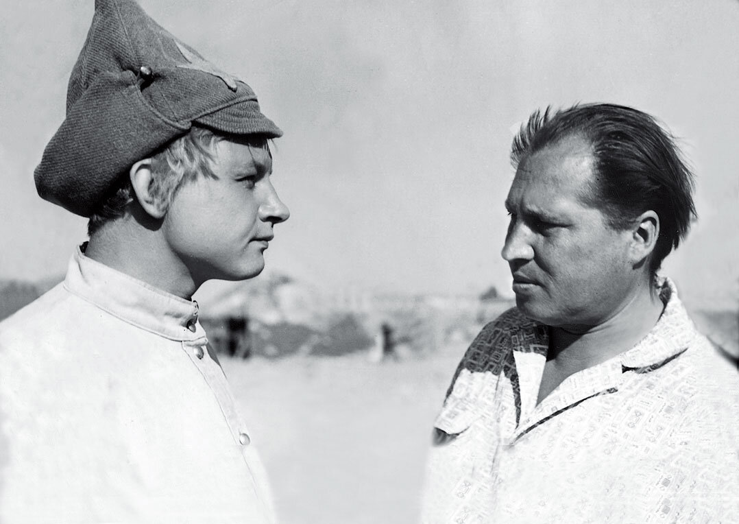 Кононов и Мельников.