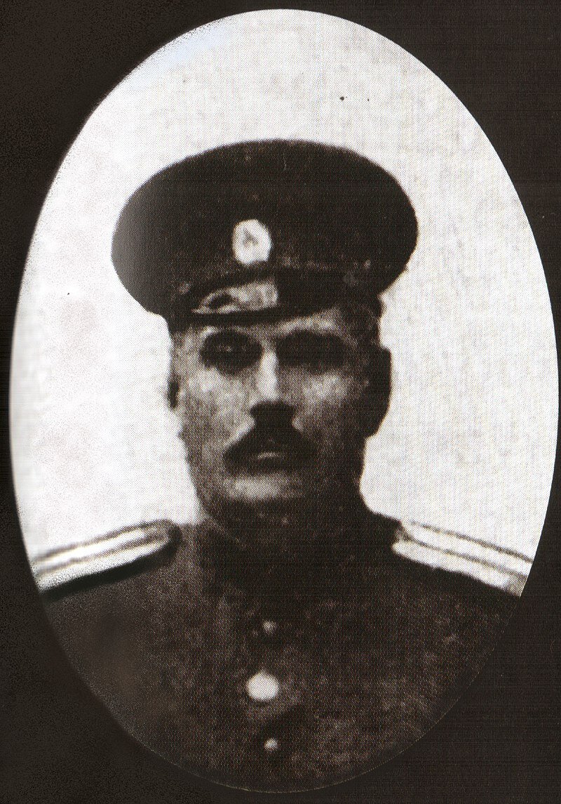 Одним из таких людей был бывший полковник гвардии, эмигрант Фёдор Викторович Винберг. Был одним из организаторов Aufbau Vereinigung. 