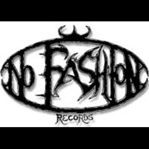 Лого лейбла "No Fashion Records"
