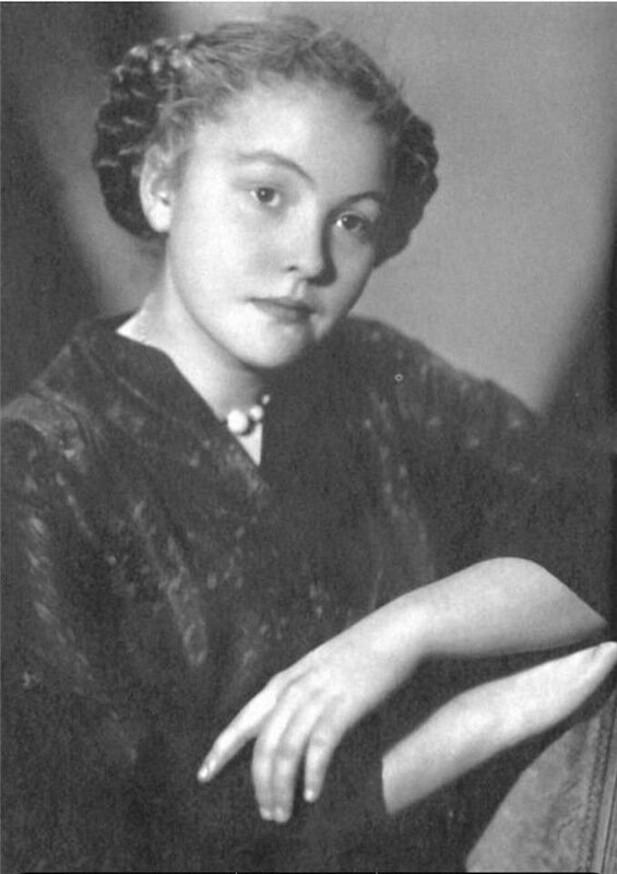 Б.Ахмадуллина