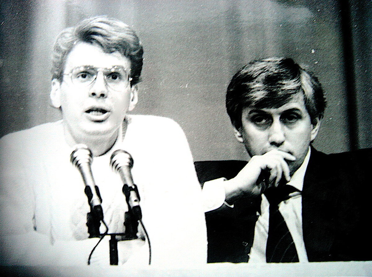 Автор с Юрием на презентации "Чёрного альбома"