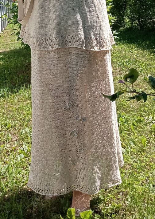  Юбка из хлопка, связанная спицами.     Что придумала - то связала