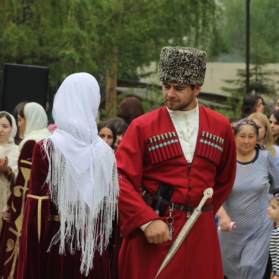 80 лет балкарскому народу. Карачаево-Балкарский народ. Традиции балкарского народа. Карачаево Балкария. Кумыкский Карачаево Балкарский.