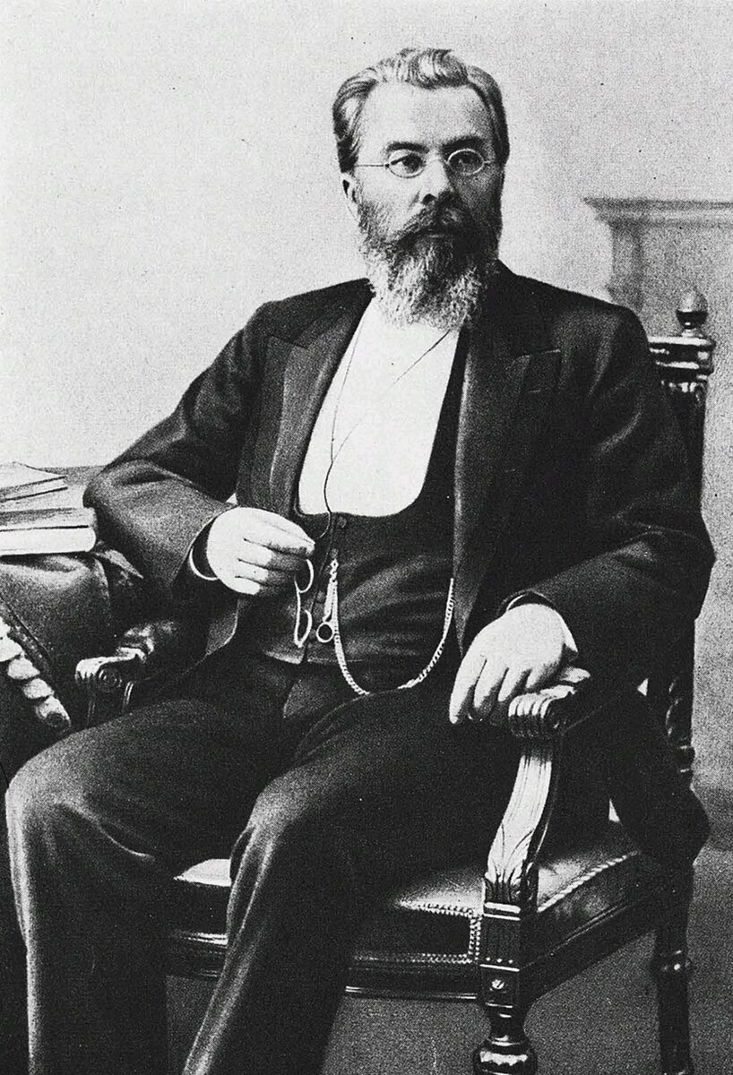 Николай Васильевич Склифософский (6 апреля 1836 года, хутор Карантин, Тираспольский уезд, Херсонская губерния - 13 декабря 1904 года, усадьба Яковцы, Полтавская губерния)