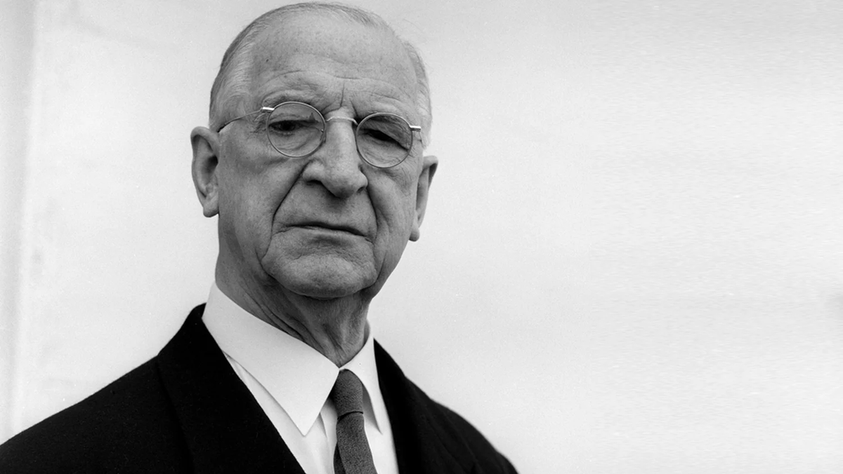 Имон де валера hoi4. Имон де валера hoi4. Эймон де валера. Де валера. Имон де валера.
