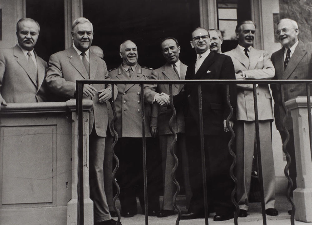 Конференция 1932. Женевский саммит Жуков 1955. Хрущев в Женеве 1955. Конференция в Женеве 1955. Совещание в Женеве 1955.