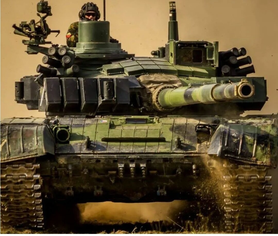 Т какой лучше. T-72m4 cz. Танк, t-72m4 cz. T-72m4cz MBT. Чешский т-72.