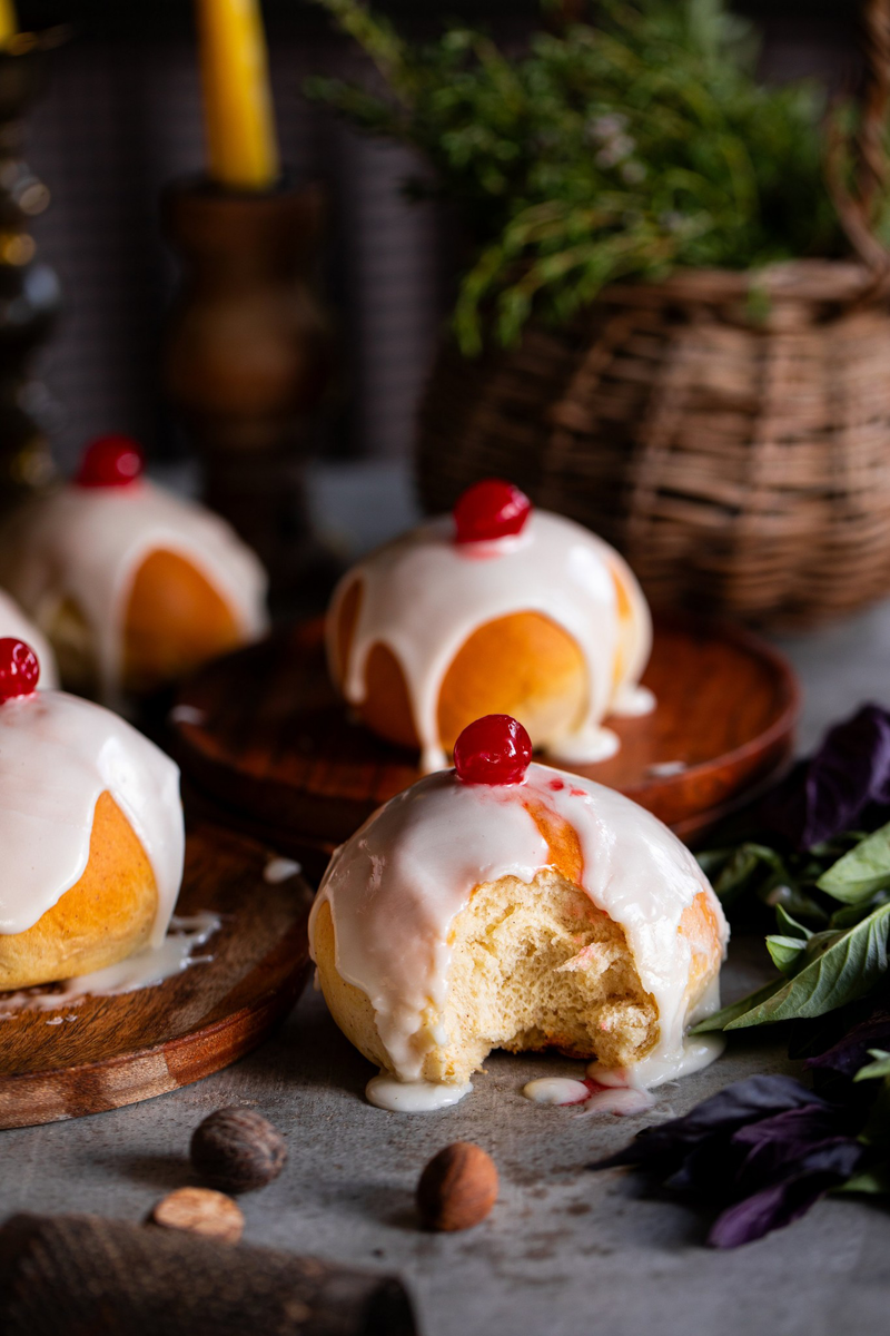 Источник: underatinroof.com