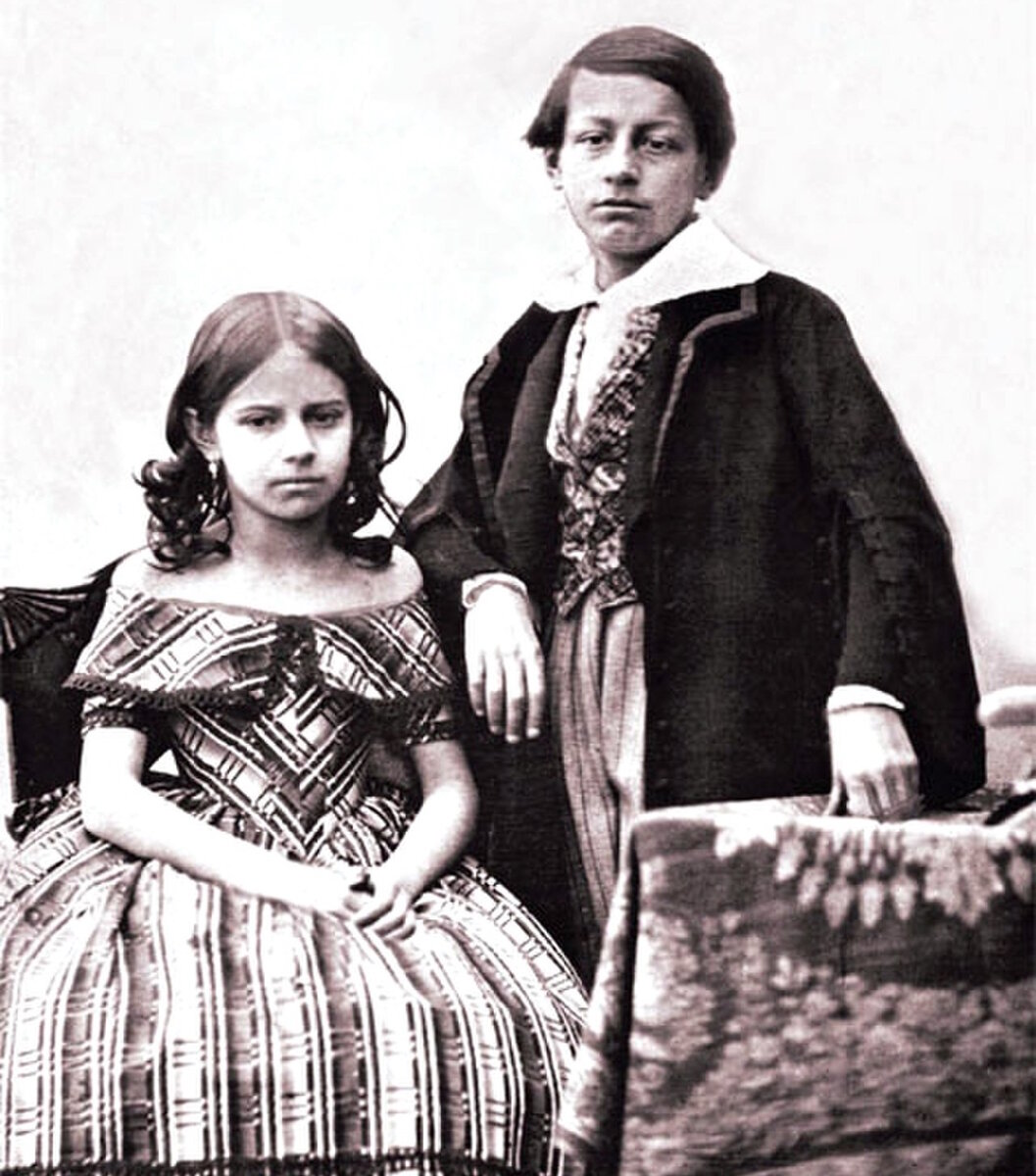 Елена и Миша Волконские (младшие дети), Иркутск, 1845 год