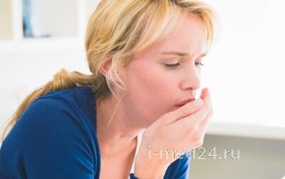 Оглавление статьи: 1. Причины и симптомы мокрого кашля 2. Как предотвратить кашель 3. Когда обратиться к врачу 4. Лечение народными средствами 5.