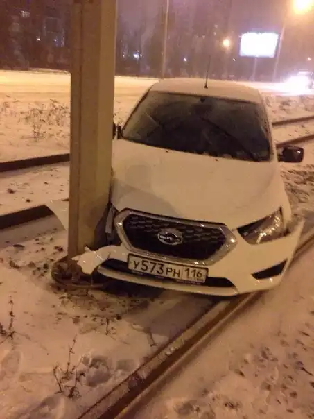 Datsun обладает низкой жесткостью кузова и пассивной безопасностью.