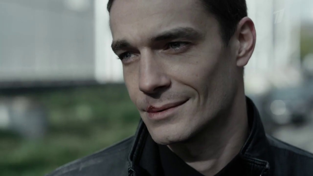 Триггер главный герой. Максим матвеев триггер. триггер сериал максим матвеев. триггер фильм 2025. триггер сериал 2025.