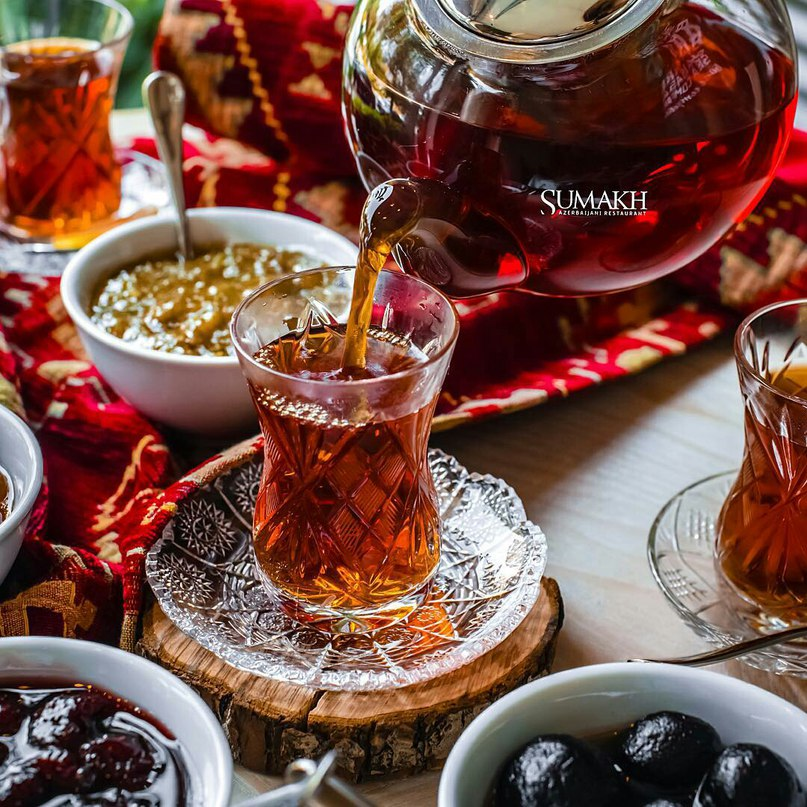 Бардак по турецки. Баку чай армуды. Армуду чай Азербайджан. Сабахын хейир. Чайная церемония армуды.