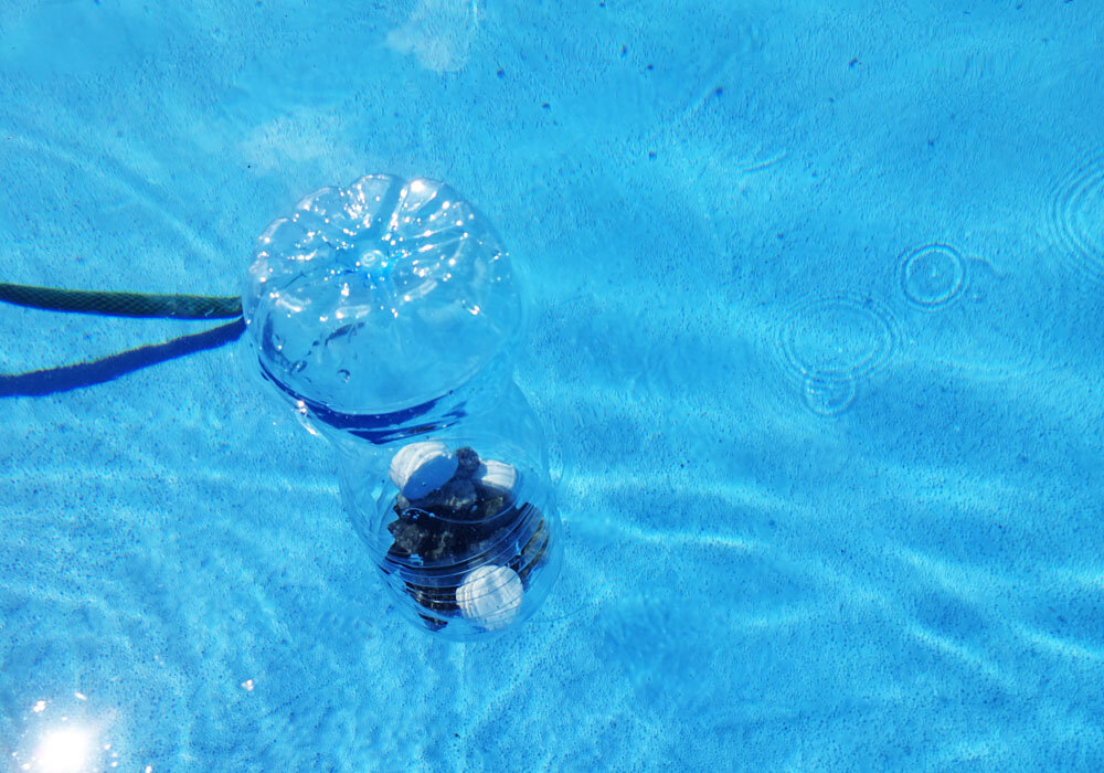Сохранить чистоту воды в бассейне и сэкономить 300 рублей для семейного бюджета. 