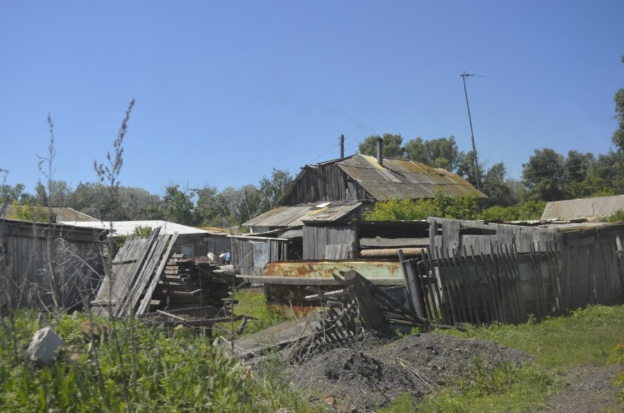 Погода успенка алтайский край локтевский. Село локоть Алтайский край Целинный район. Локтевский район село Покровка. Село локоть Локтевского района. Село Покровка Алтайский край Локтевский район.