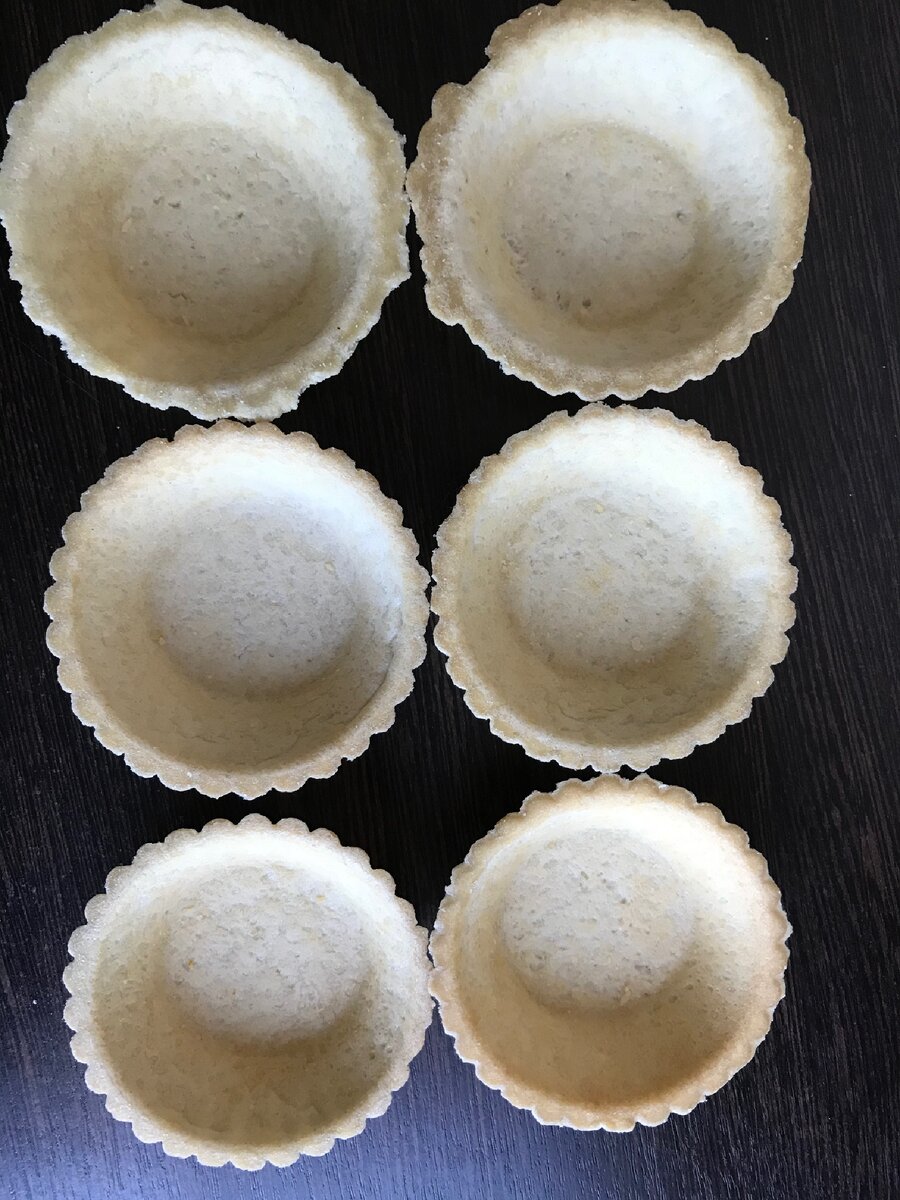 Берём готовые тарталетки 