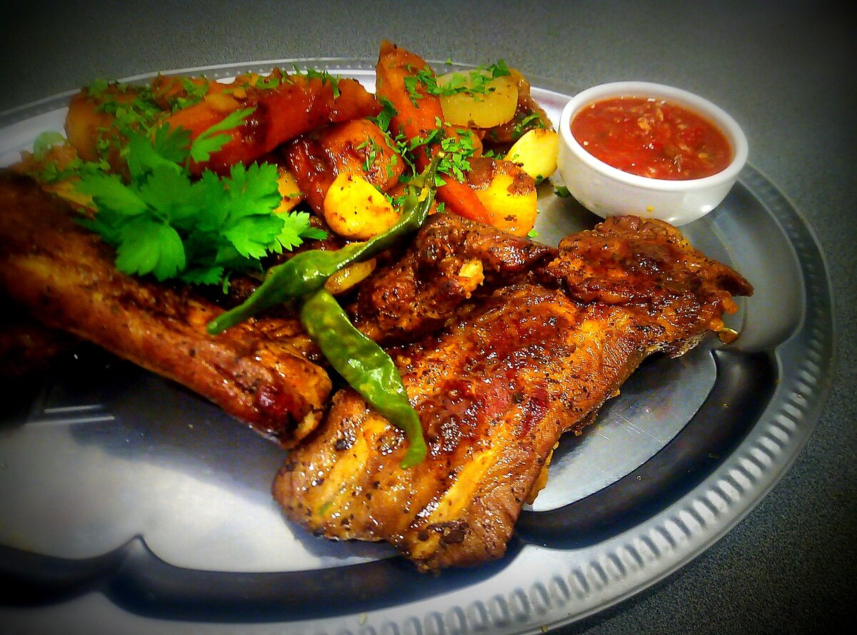 НЕГЕЙСКИЕ РЁБРЫШКИ С ОВОЩАМИ.