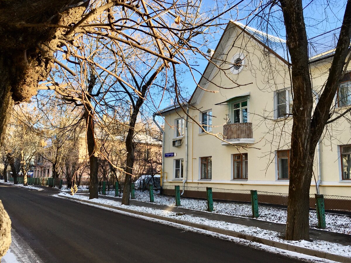 Необычный поселок прямо среди Москвы. Прогулялась по улочкам, где застыло  время | Карта новых впечатлений | Дзен