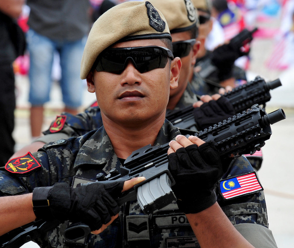 Фото из свободных источников. Сотрудники VAT 69 Commando