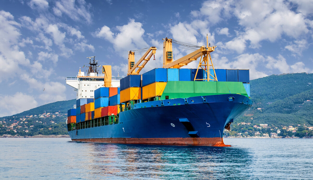 Zim Integrated Shipping Services - публичная израильская международная грузовая судоходная компания и один из 20 крупнейших мировых перевозчиков.