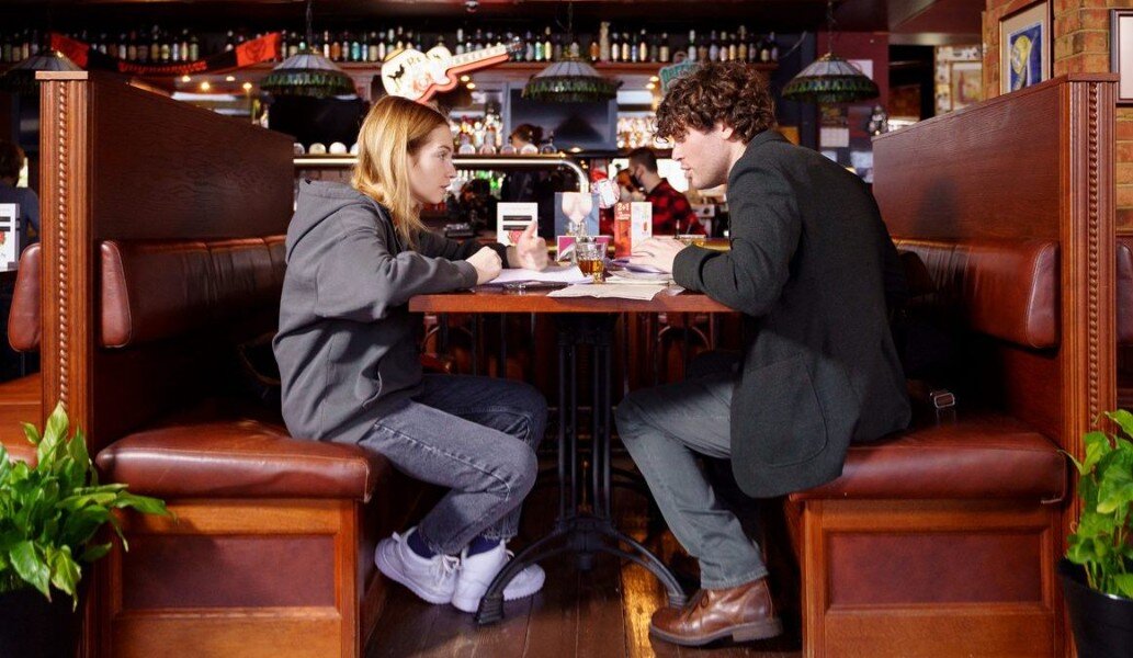 Мария Луговая и Павел Артемьев на съемках проекта «Историк»