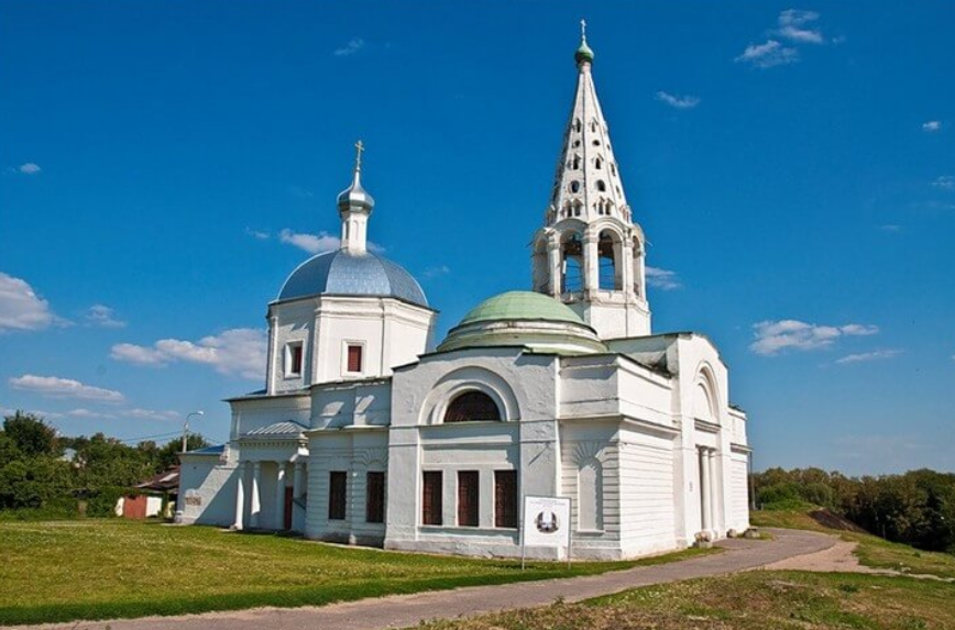 Храм всех святых в городе Серпухов