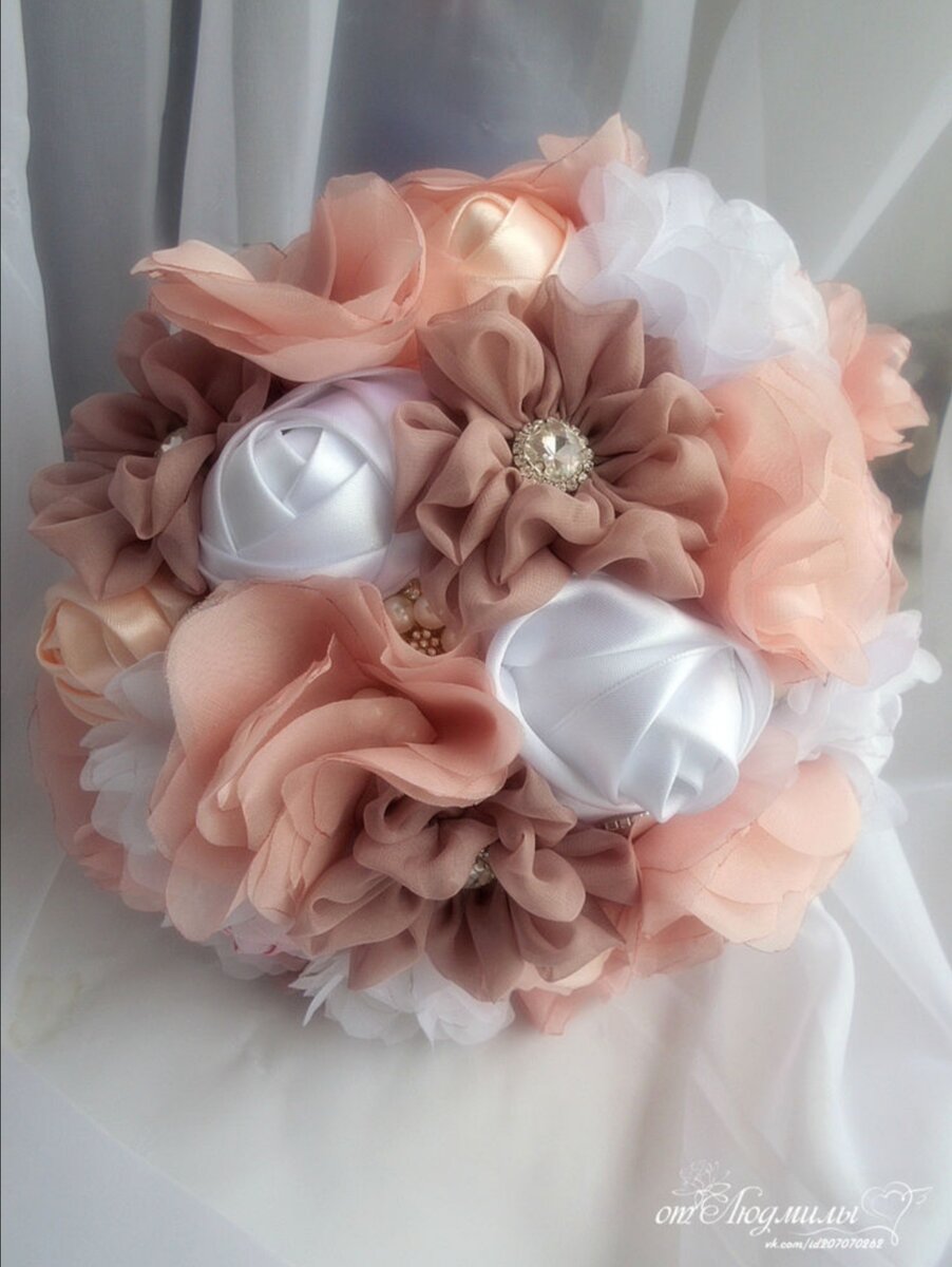 Свадебный букет для моей дочери.